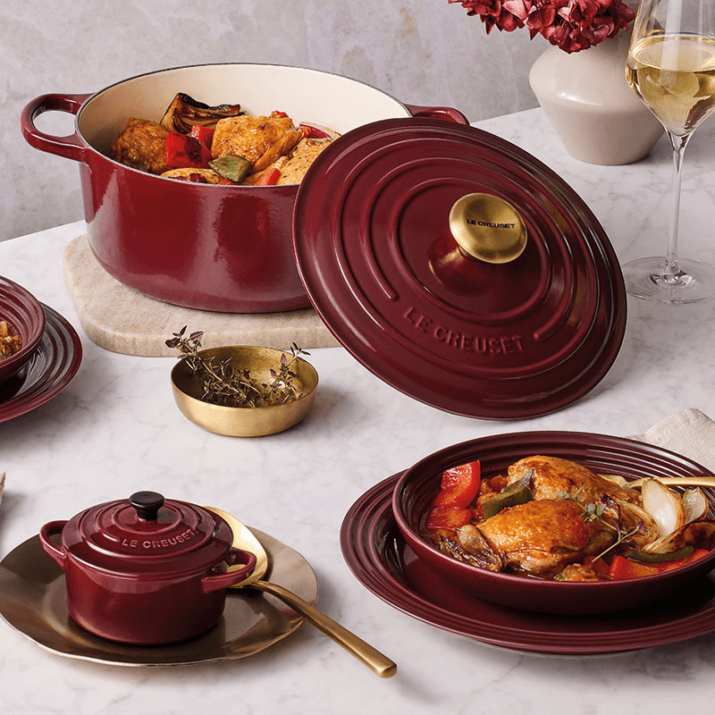 Signature Cast Iron Round Casserole, 24cm, Garnet