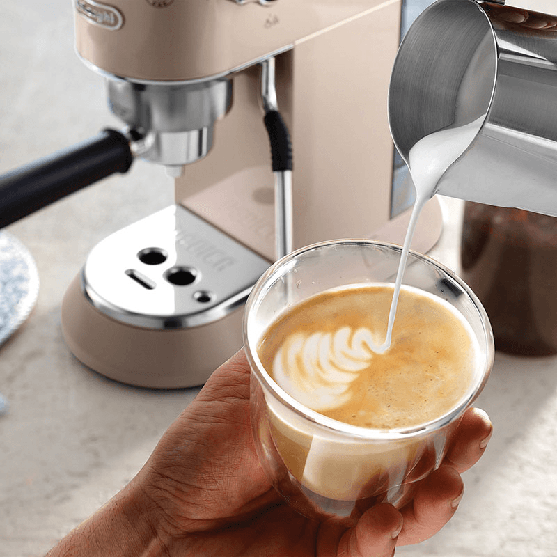 Dedica Arte Manual Coffee Machine, Beige