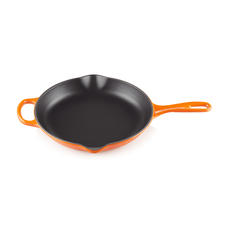 Signature Cast Iron Round skillet, 23cm, Volcanic